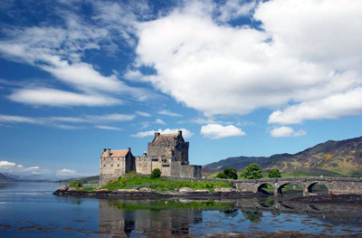 Eilann Donan Castle from Wikimedia